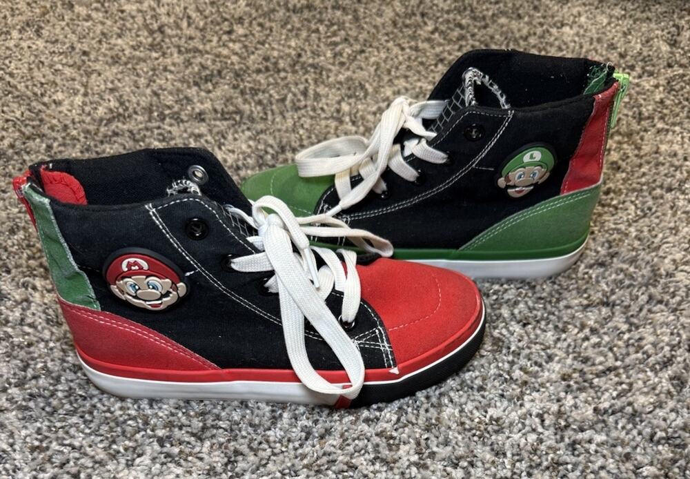 Nintendo Super Mario Luigi Kids High Top Sneakers Size 1 Black Red Green Zip
